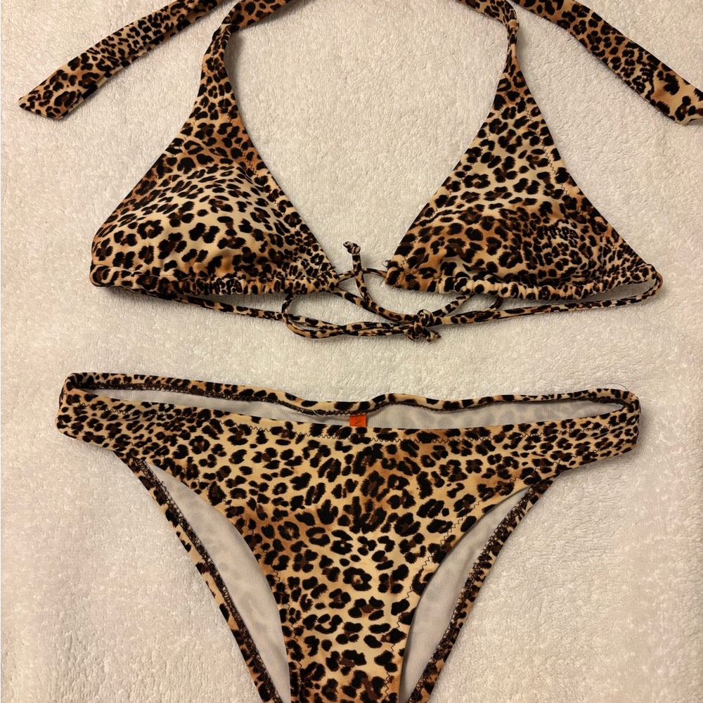Fresh Peaches Leopard Print Bikini Top and Bottom Small
